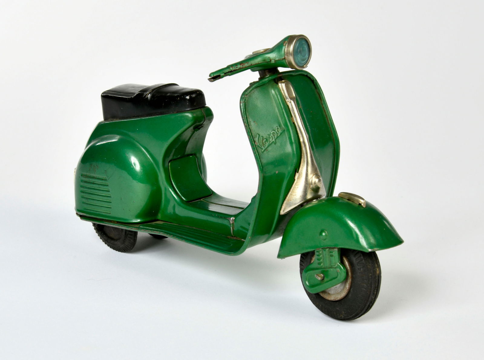 Bandai, Vespa Roller (1 of 2)