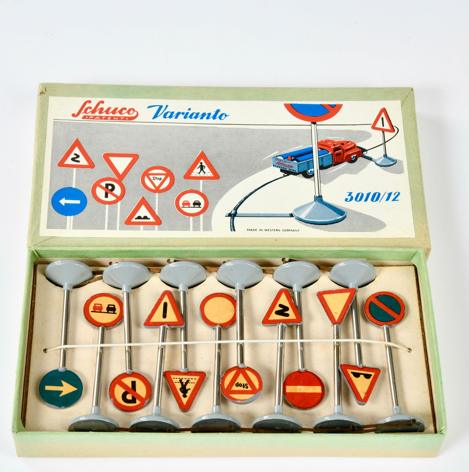 Schuco, Varianto 3010/12 Verkehrsschilder (1 of 1)