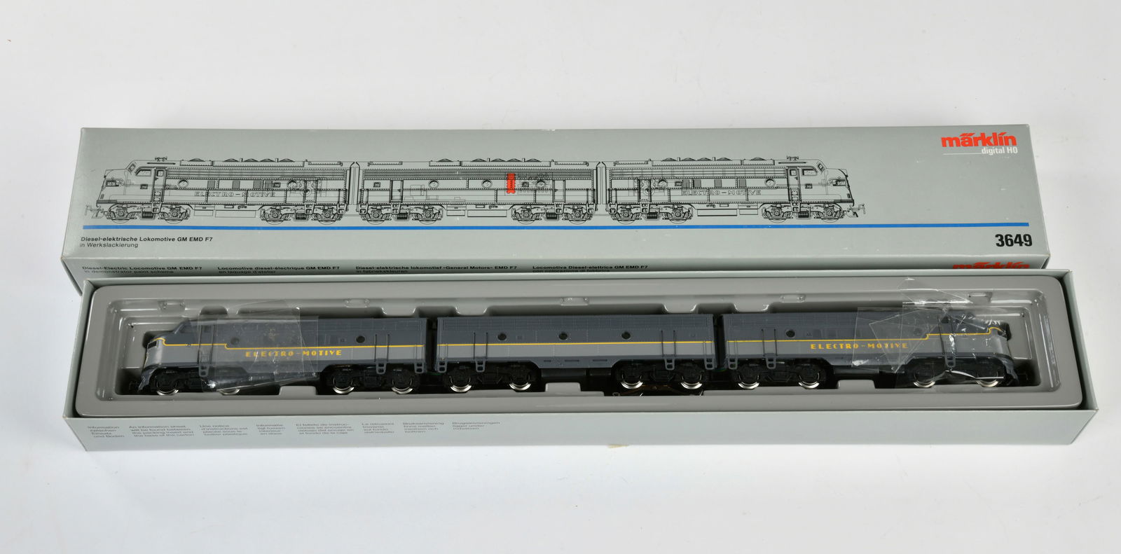 Marklin, 3649 Diesel-elektrische Lok GM EMD F7 (1 of 1)