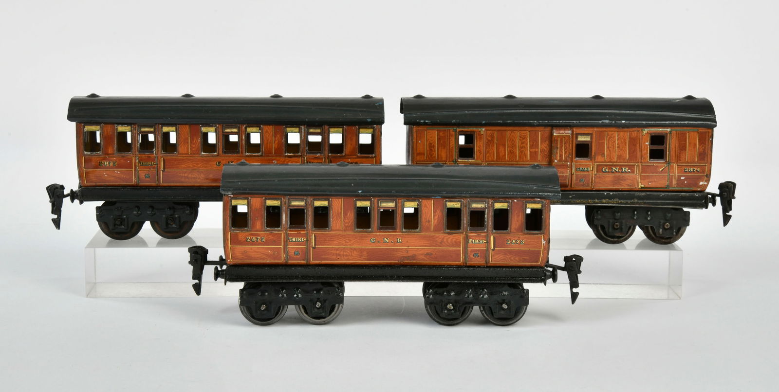 Marklin, 3 englische Wagen (1 of 2)