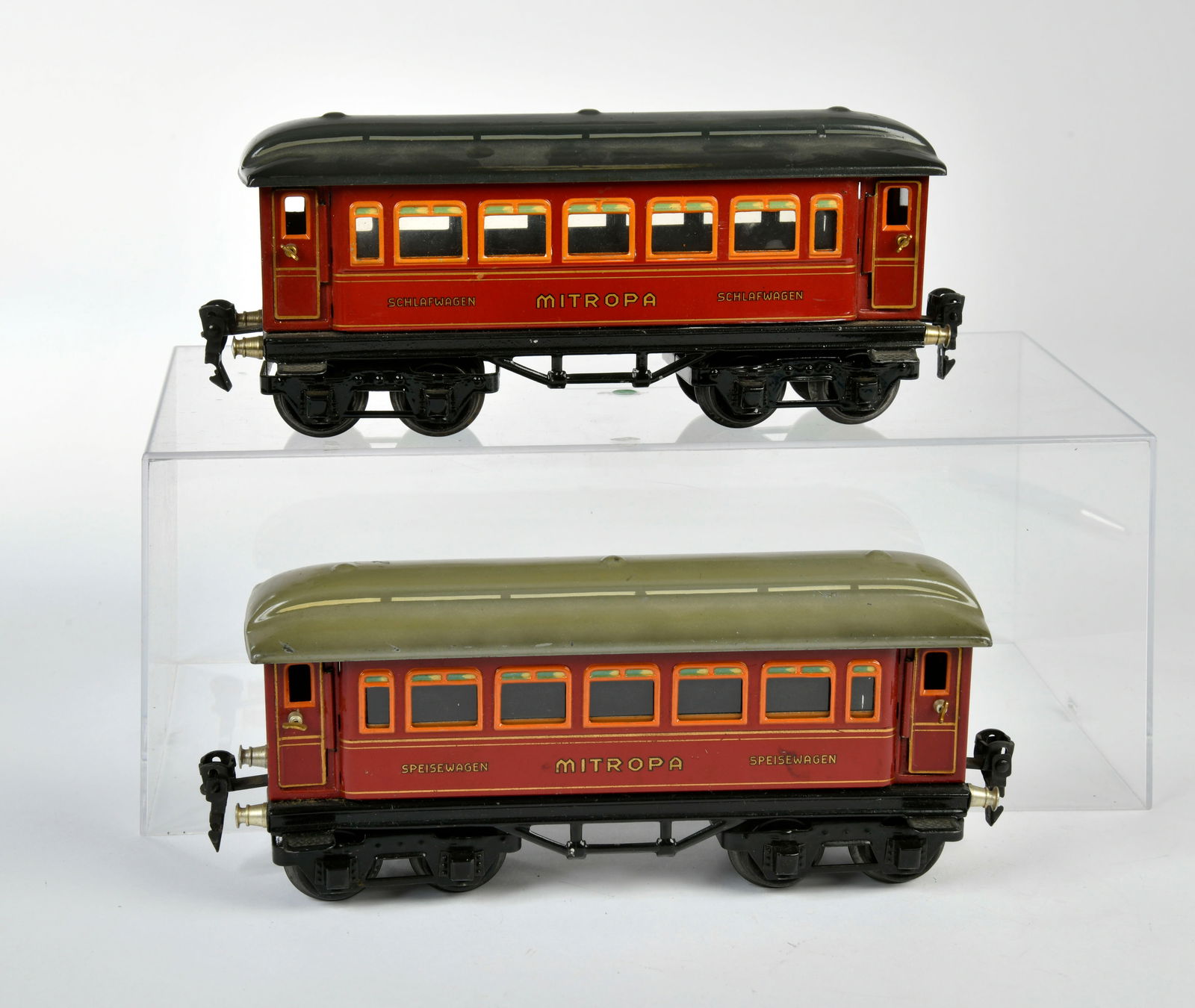 Marklin, Mitropa Speisewagen & Schlafwagen (1 of 2)