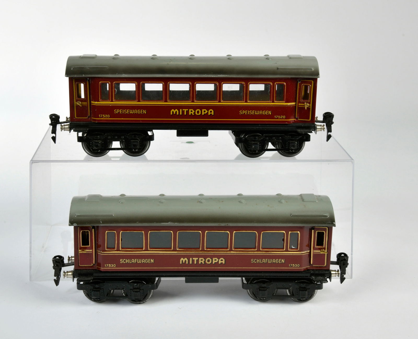 Marklin, Mitropa Schlafwagen & Speisewagen (1 of 2)