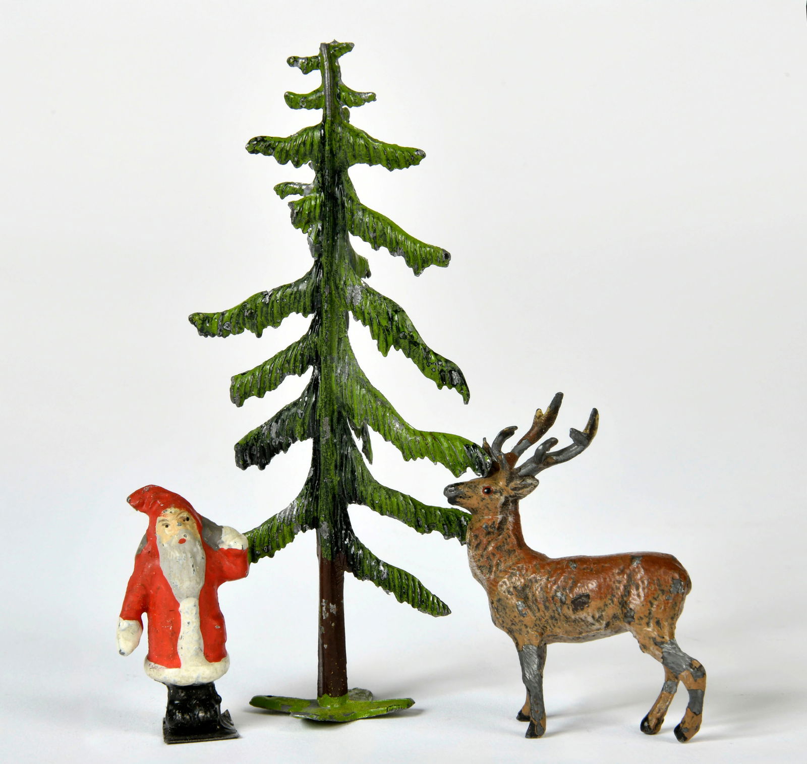 Heyde, Weihnachtsmann mit Rentier und Baum (1 of 2)