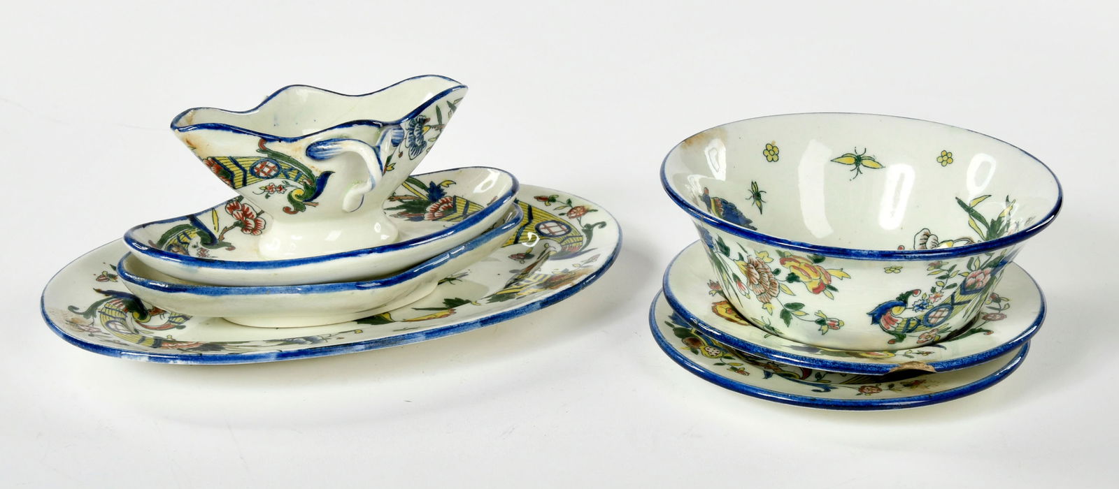 Faiencerie de Gien, Puppen-/Kindergeschirr: Faiencerie de Gien, doll's/ children's tableware, France, around 1900, plate 18 cm, one handle broken off, C 2-