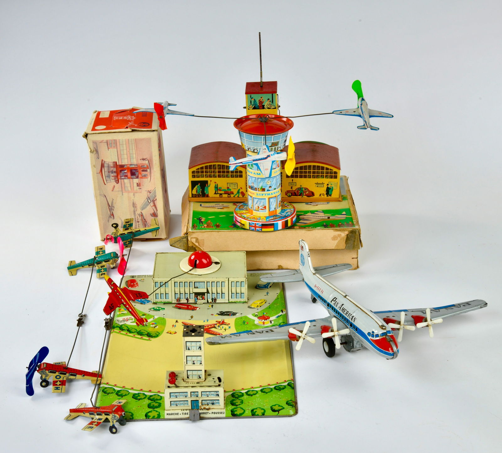 HWN, Joustra u.a., Flughafen, Flugzeug: HWN, Joustra a.o., airports, airplanes, Germany a.o., part. defects, C 3