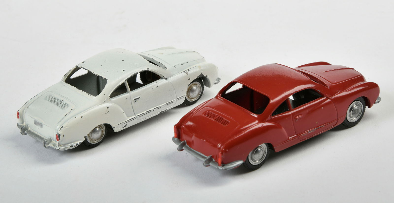 Marklin, 2x Karmann Ghia Coupe 8021 (1 of 1)