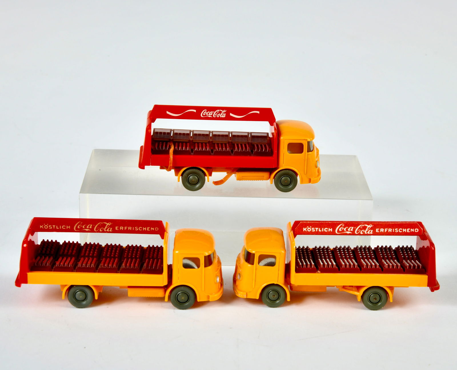 Wiking, 3 x 906 Coca Cola Getrankewagen Bussing (1 of 1)