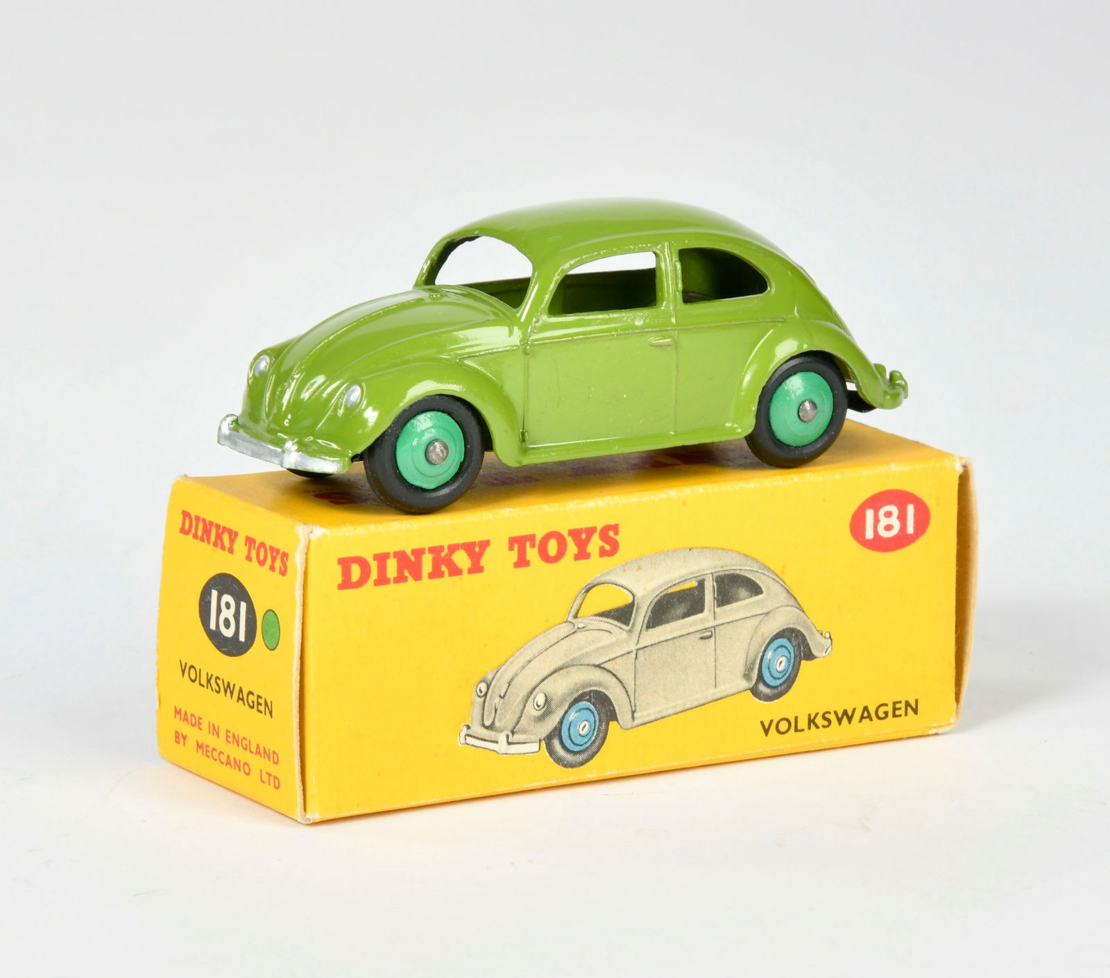 Dinky Toys, 181 VW Volkswagen Kafer (1 of 1)