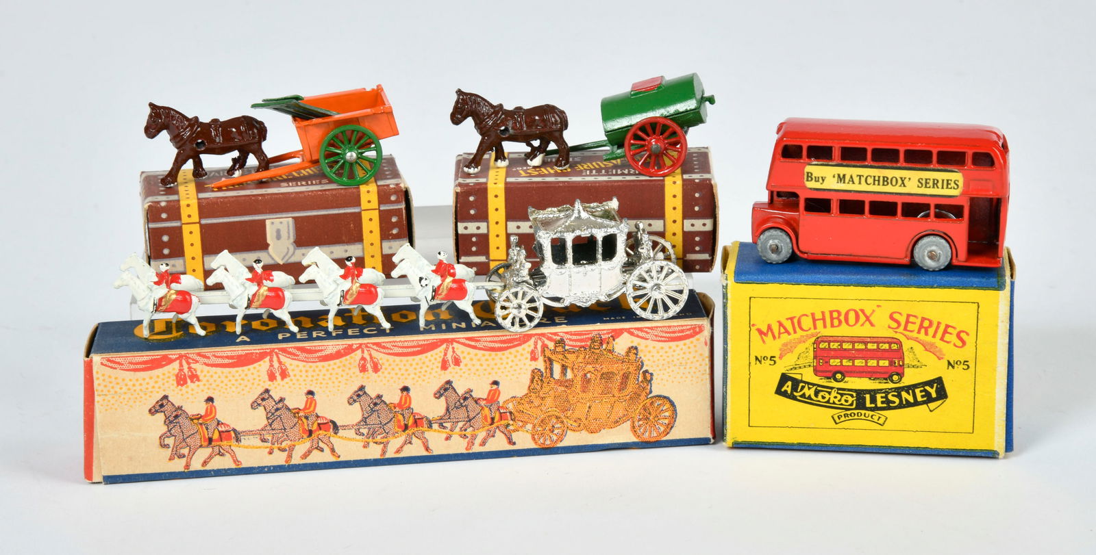 Moko Lesney Kronungskutsche, 2x Treasure Chest Kutsche & Matchbox engl. Bus (1 of 1)