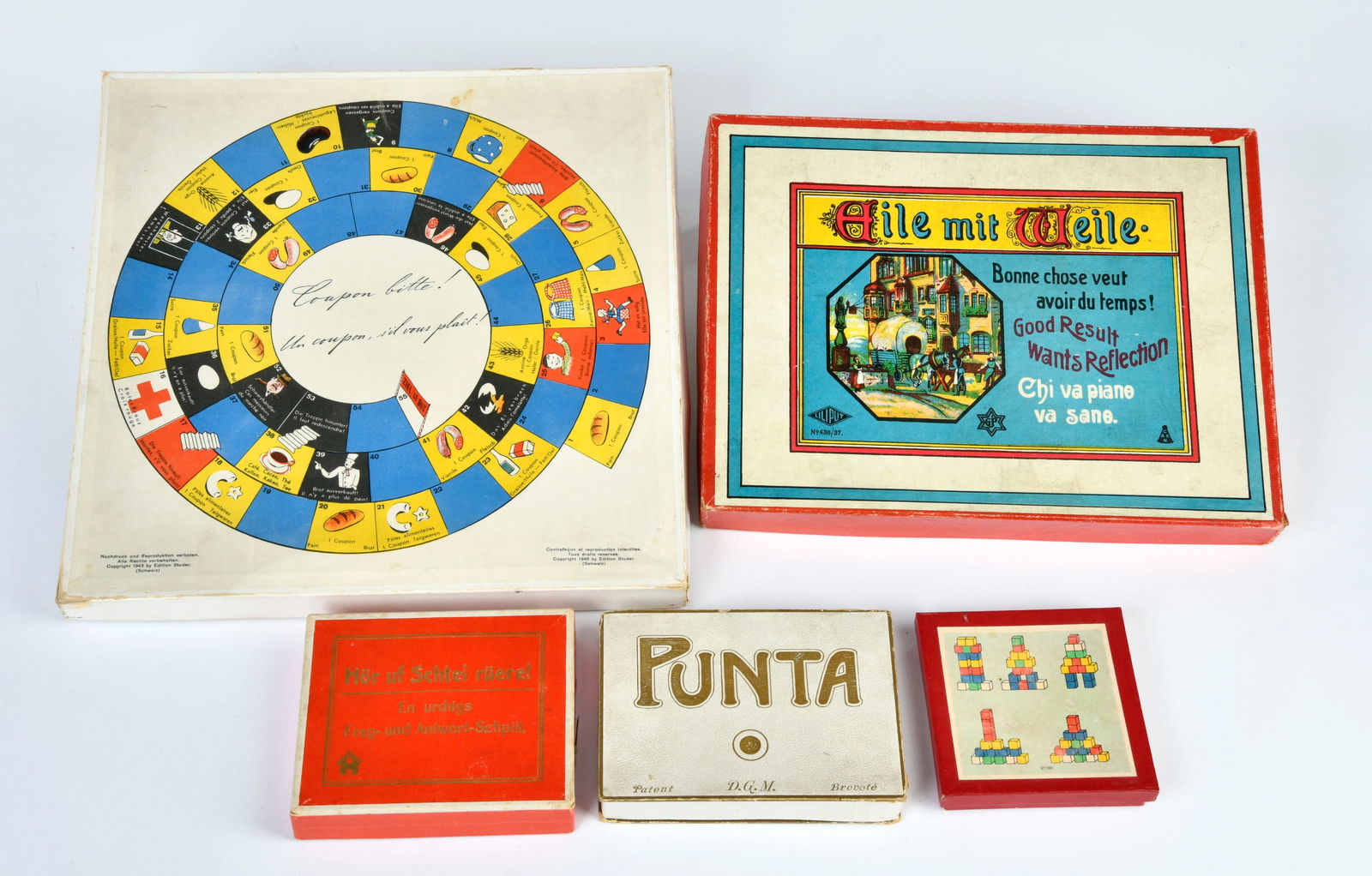 Elastolin, Liliput, Punta, Studer, Konvolut Schweizer Spiele: Elastolin, Liliput, Punta, Studer, Konvolut Schweizer Spiele, Switzerland 1900-1943, 10-30 cm, teilw. mit den Marken Basler und Zuricher Spielzeughandler, wenige Fehlteile, sonst schoner Originalzusta