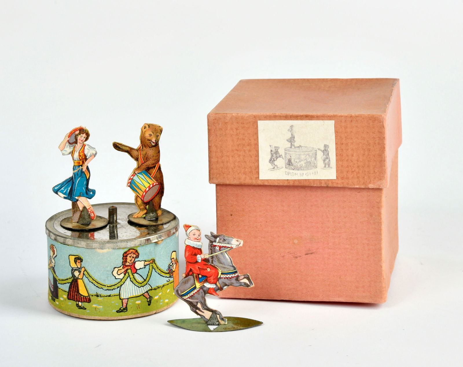 Braun, Wunderdose: Braun, Wunderdose, Germany 1930, 6 cm (Grosse II), Blech/ Pappe, mit 3 Tanzfiguren, Alters- und Gebrauchsspuren, Okt, Z 2