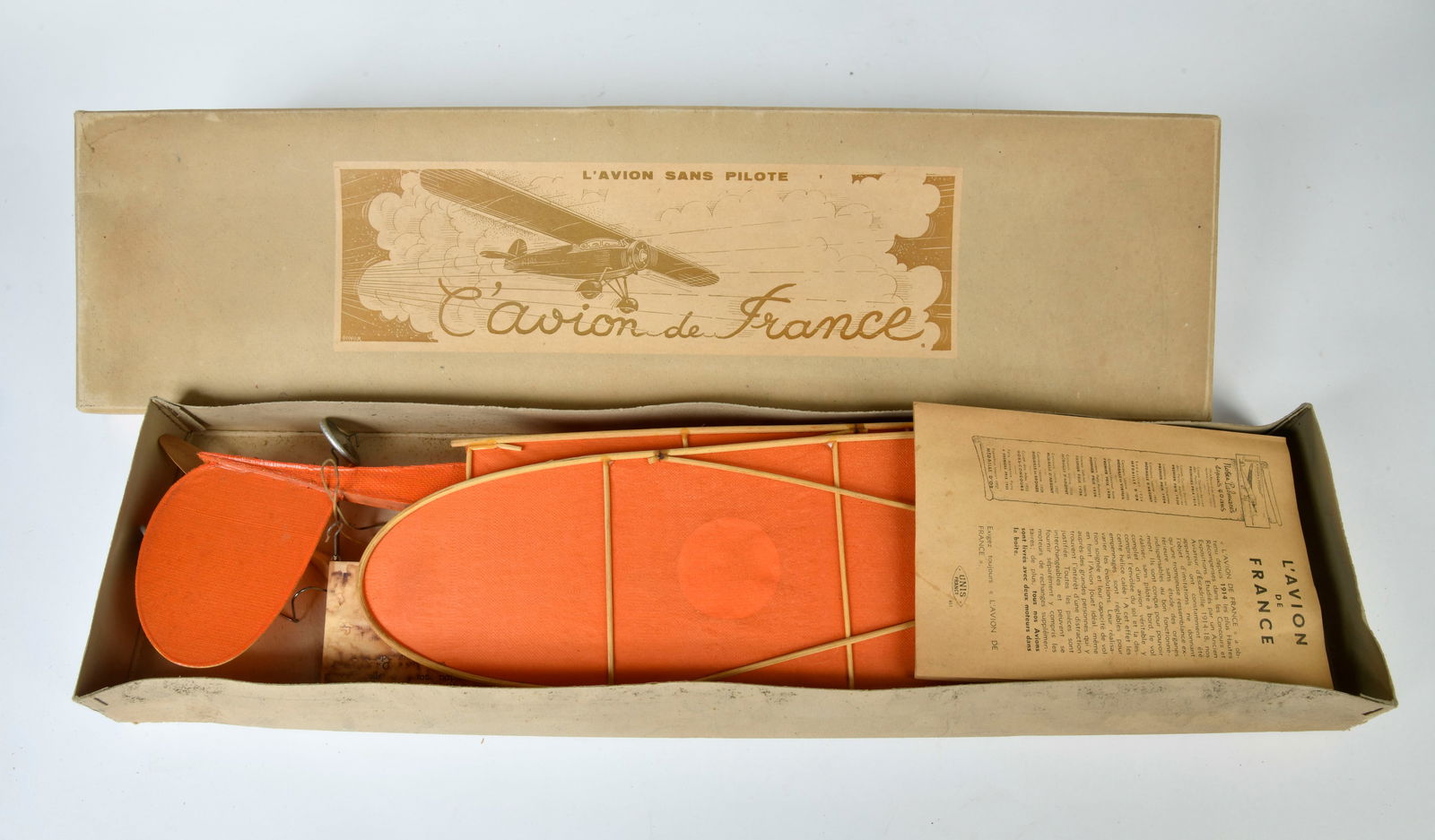 Flugzeug Aigle Lavion de France: Flugzeug Aigle Lavion de France, Unis France um 1940, 70 cm, Bausatz, neuwertig