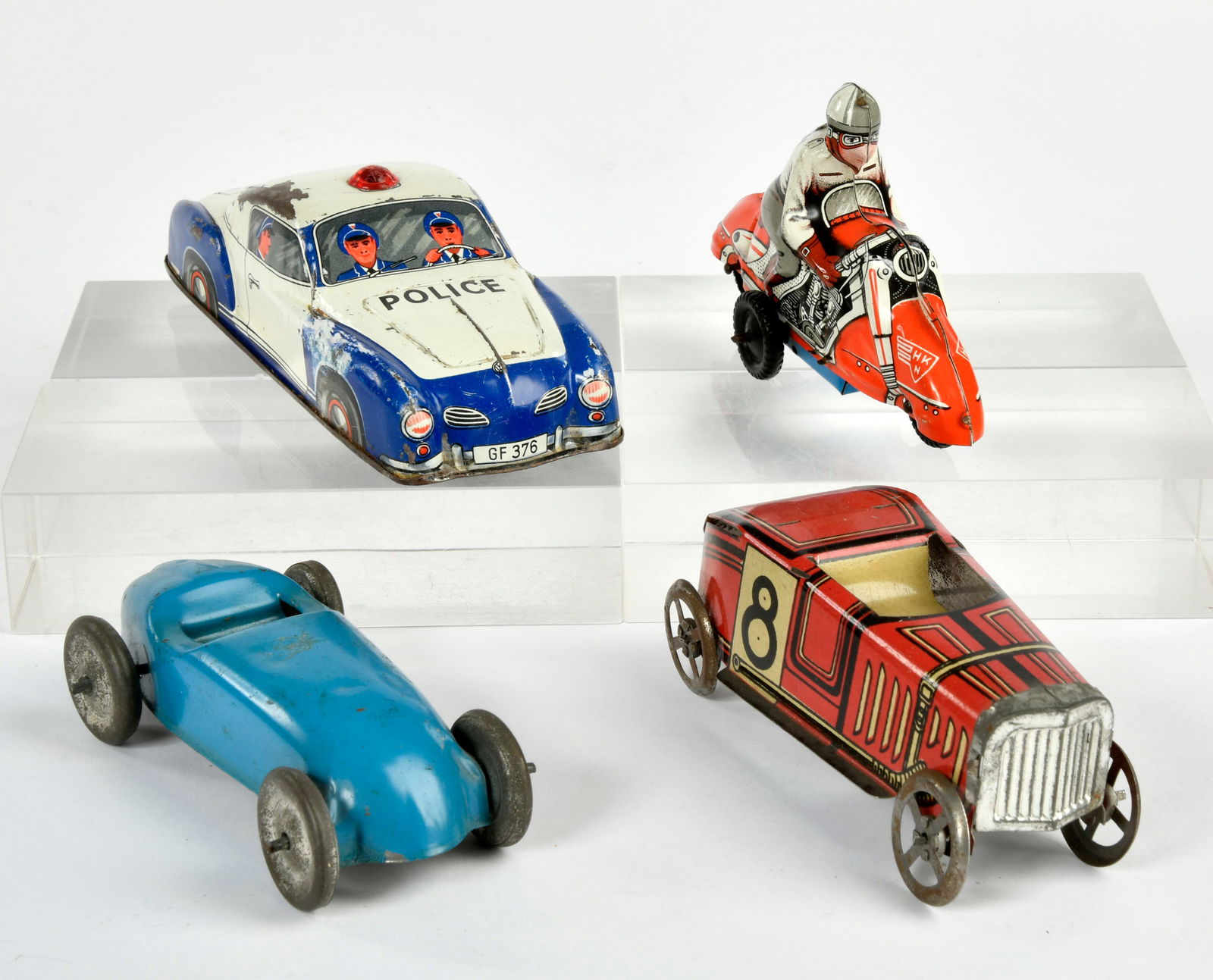 Huki u.a., Motorrad und Fahrzeuge (1 of 1)