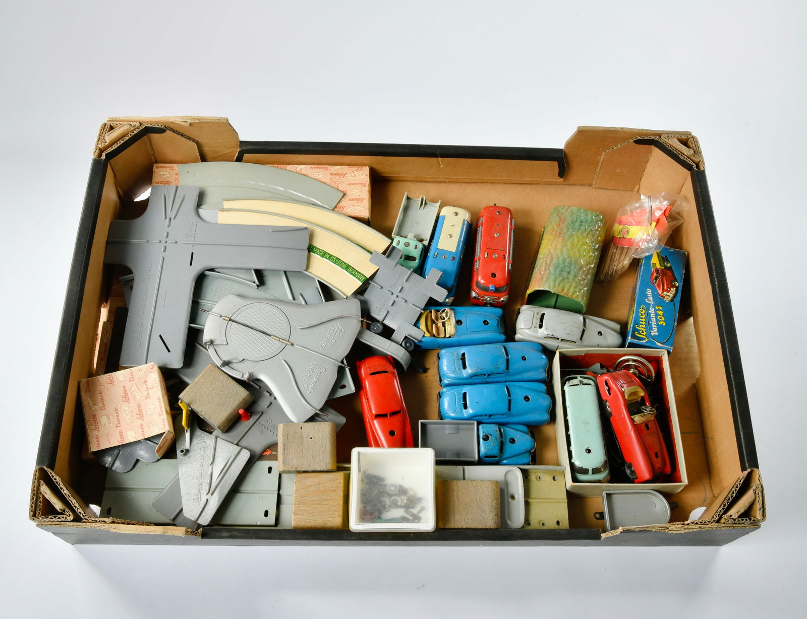 Schuco, Konvolut Varianto, Fahrzeuge, Ersatzteile und Zubehor (1 of 1)