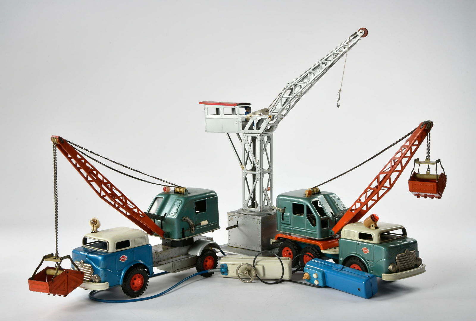 Gama, NBN, 2 Baufahrzeuge & Kran (1 of 1)