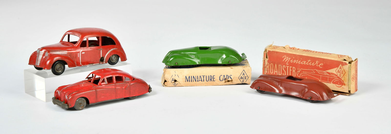 ACE Roadster Miniatures u.a., 4 Fahrzeuge: ACE Roadster Miniatures u.a., 4 Fahrzeuge, 12-14 cm, Blech, LM, 2x Okt, Z 2-3