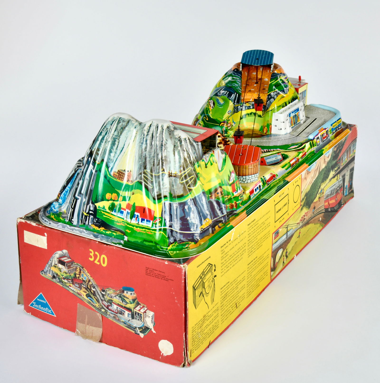 Technofix, Alpine Panorama Bahn: Technofix, Alpine Panorama Bahn, W.-Germany, GemBw, Bat. Antrieb ok, Okt (eine Lasche ersetzt) Z 2, Z 1-2