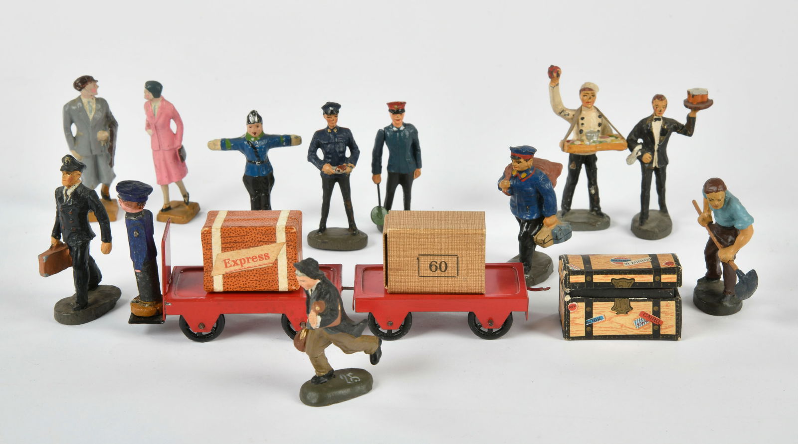 Elastolin, Lineol u.a., 11 Bahnsteigfiguren & Marklin Gepackfahrer (1 of 1)