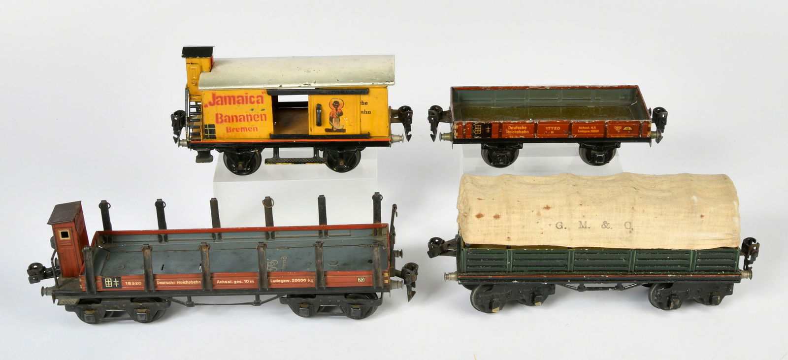 Marklin, 4 Guterwagen u.a. Jamaica (1 of 1)