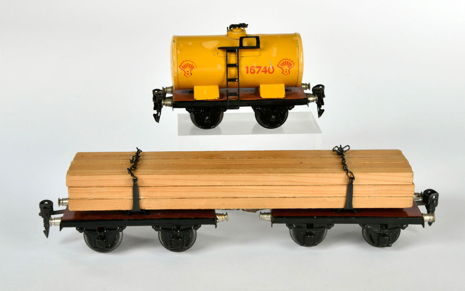 Marklin, Shell Kesselwagen 1674 S & Langholzwagen 1961 G (1 of 1)