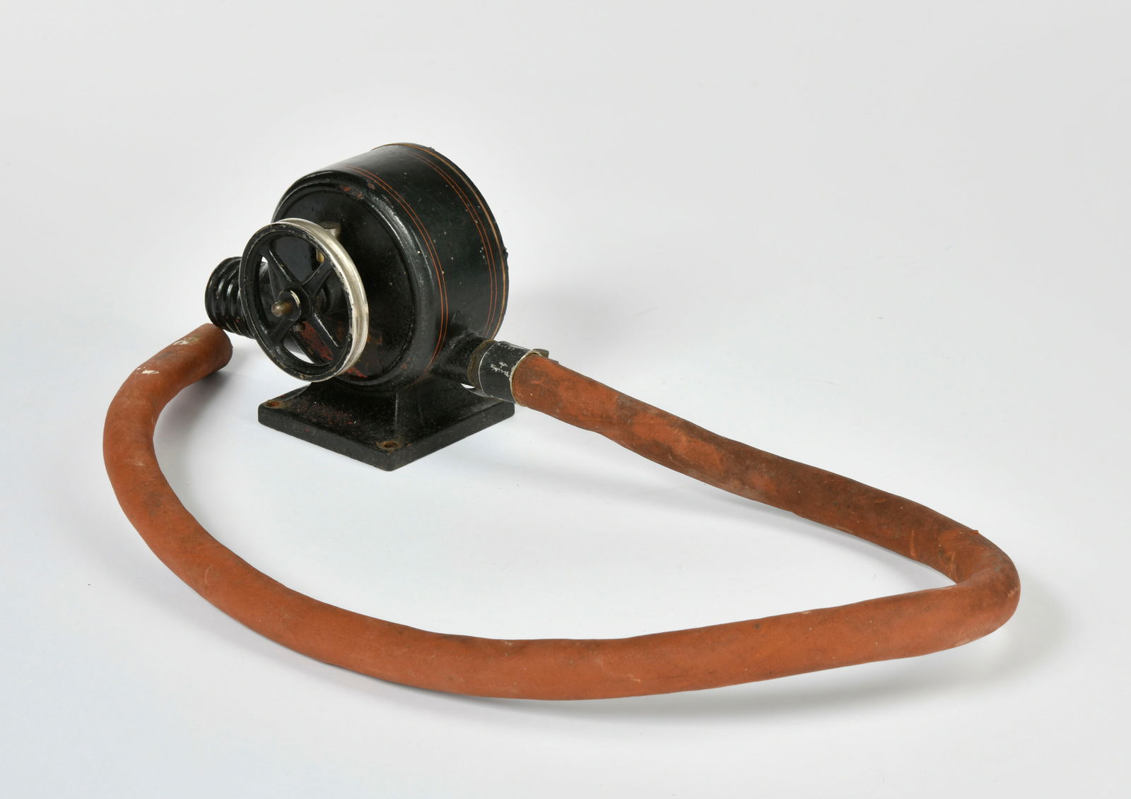 Marklin, Turbine mit Wasserschlauch (1 of 1)