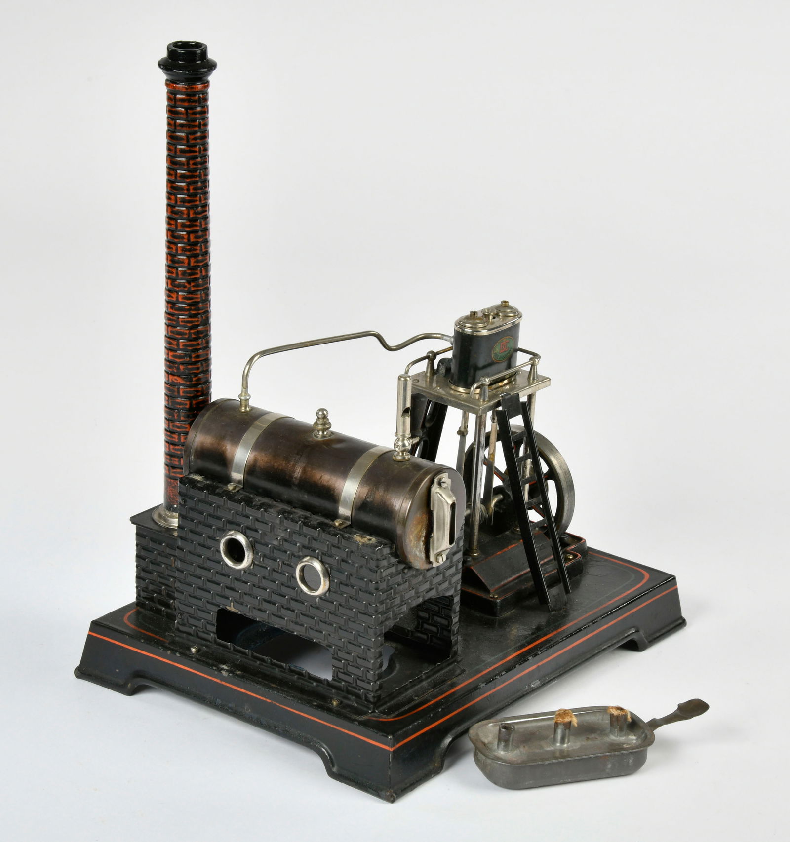 Doll, Schiffs-Dampfmaschine 335/2 (1 of 1)