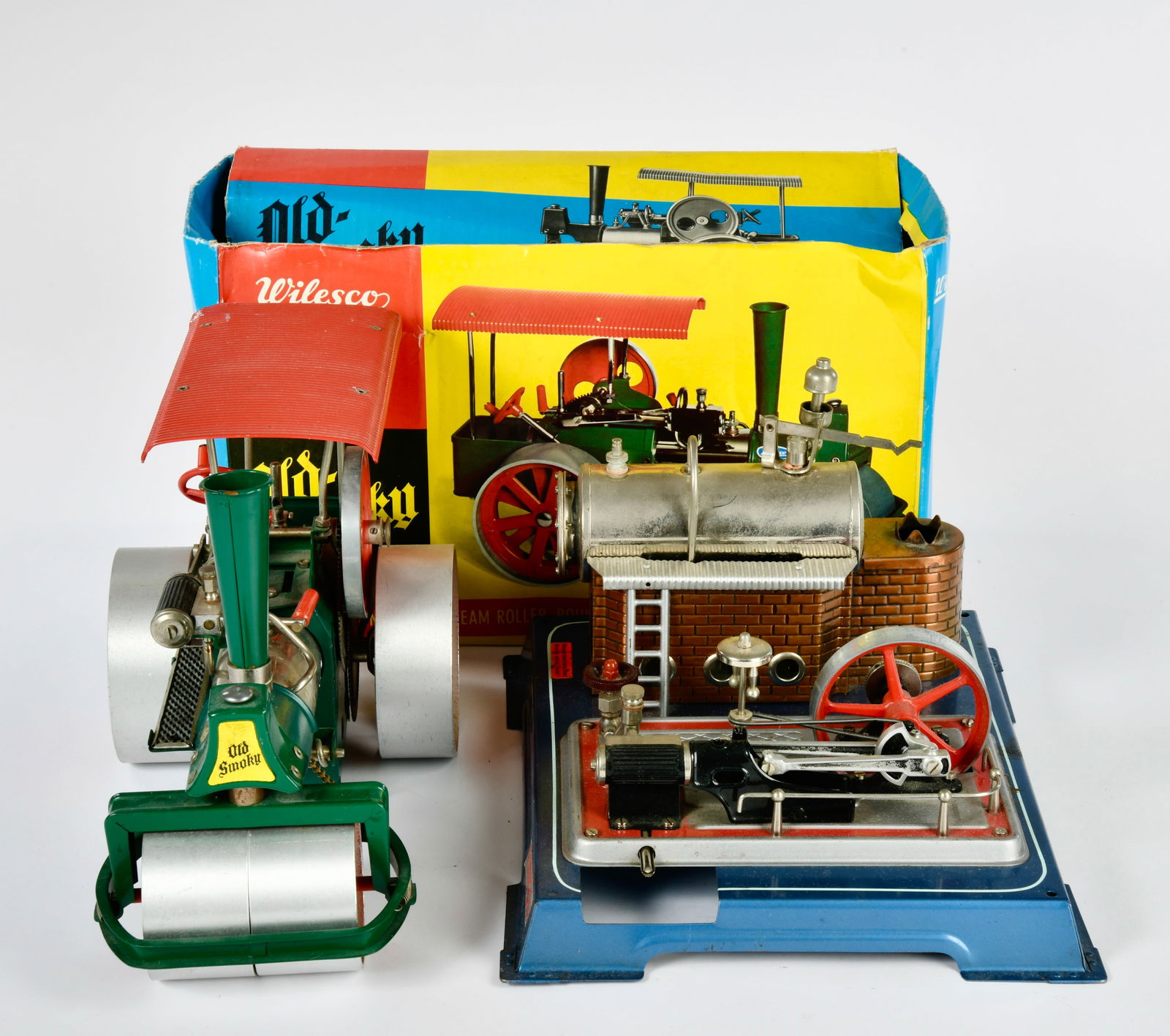 Wilesco, Old Smokey Dampfwalze & Dampfmaschine: Wilesco, Old Smokey Dampfwalze & Dampfmaschine, W.-Germany, Blech, 1x Schornstein fehlt, sonst Z 2