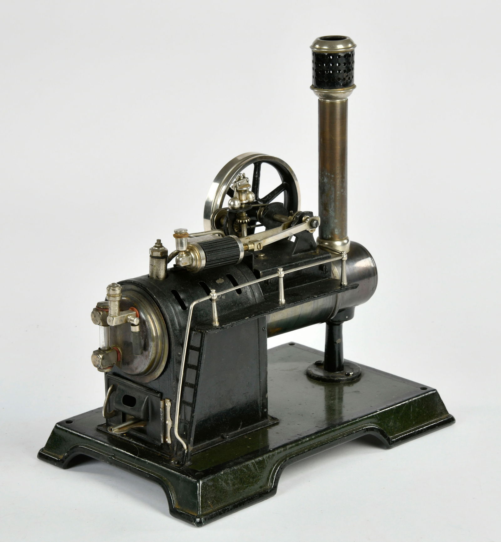 Marklin, Stationares Lokomobil 4151 (1 of 2)