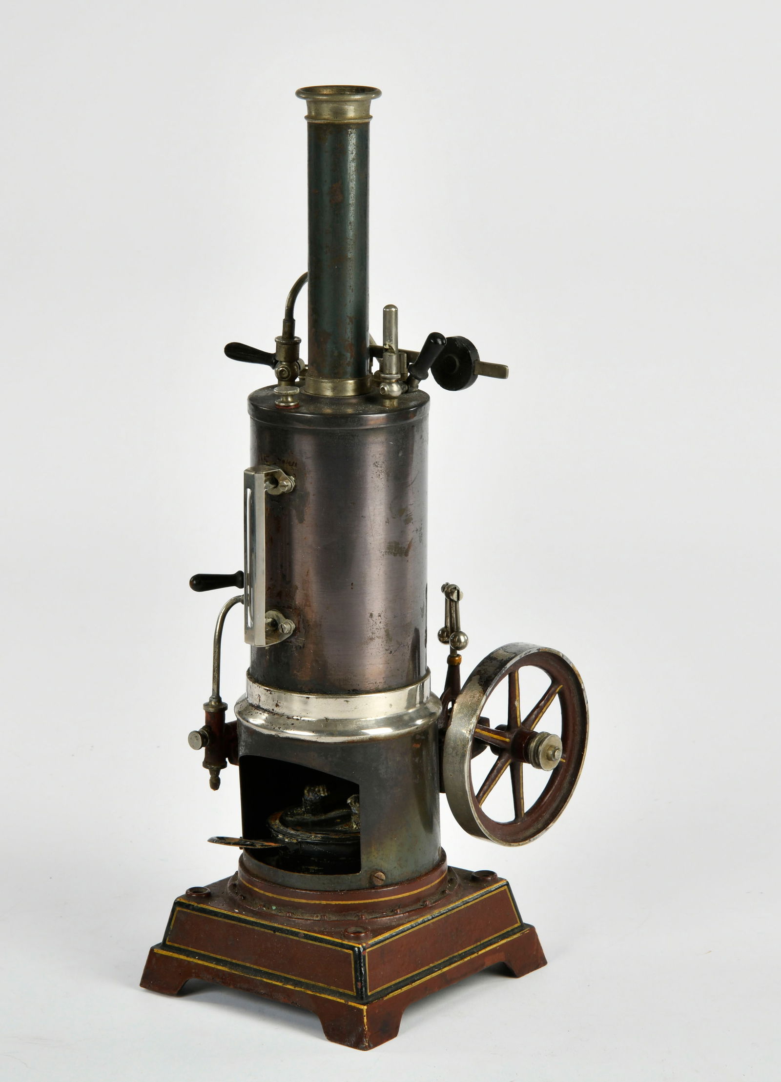 Schoenner, Dampfmaschine (1 of 1)