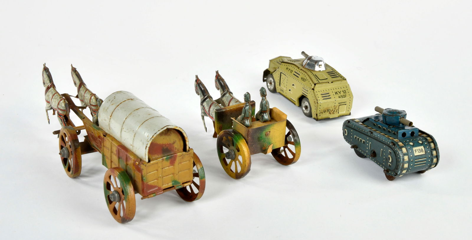 Fischer u.a., Penny Toy Kutschen und Panzer (1 of 1)