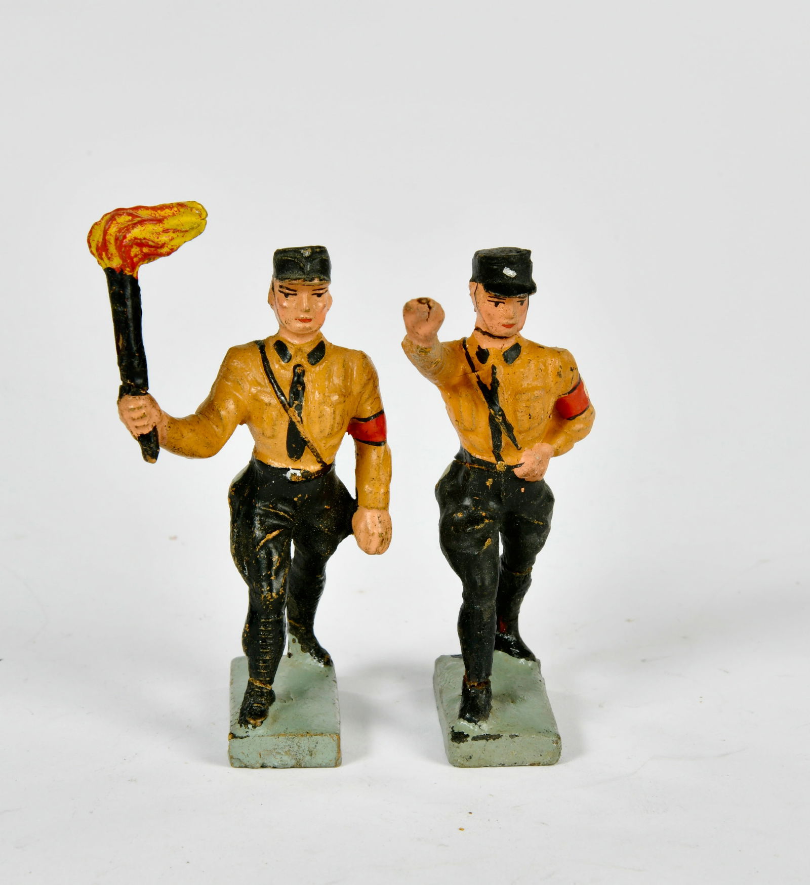 Lineol, SA Fackeltrager und Marschierer (1 of 1)