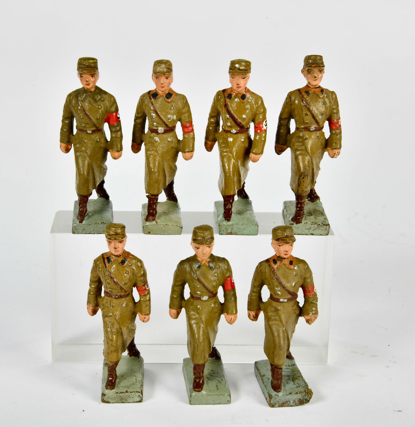 Lineol, 7 RAD Manner (1 of 1)