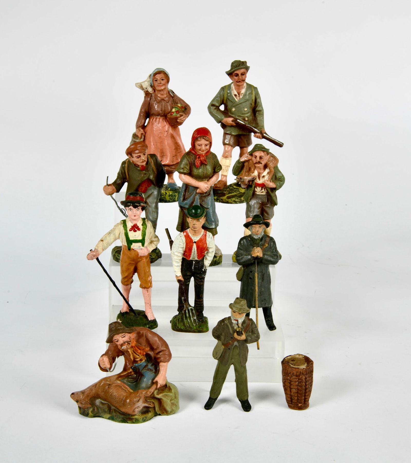 Lineol u.a., diverse Figuren: Lineol u.a., diverse Figuren, Masse, 9-12 cm, meist ungemarkt, Z 2