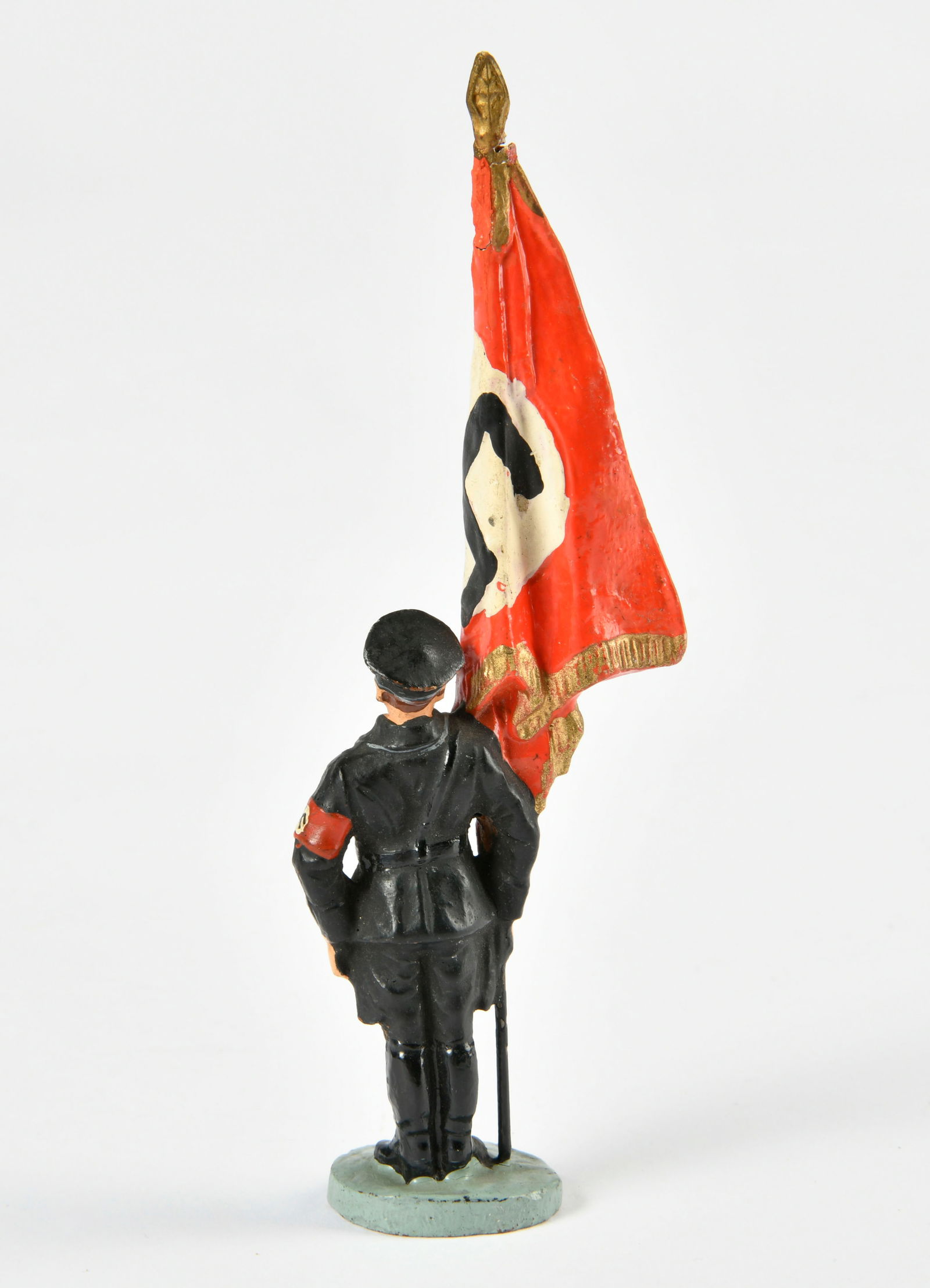 Elastolin, SS Mann mit Fahne: Elastolin, SS Mann mit Fahne, Germany VK, 7,5 cm, Masse, Fahne min. repariert