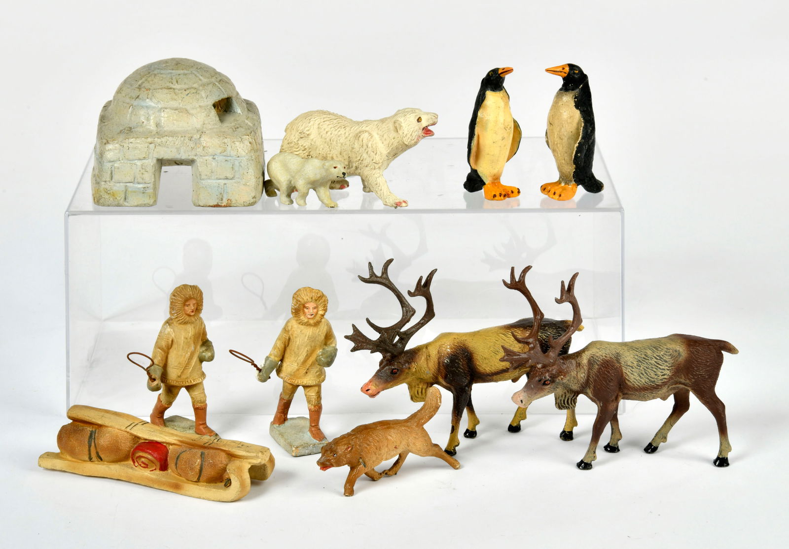 Nardi NF, Eskimos, Iglu, Tiere (1 of 1)