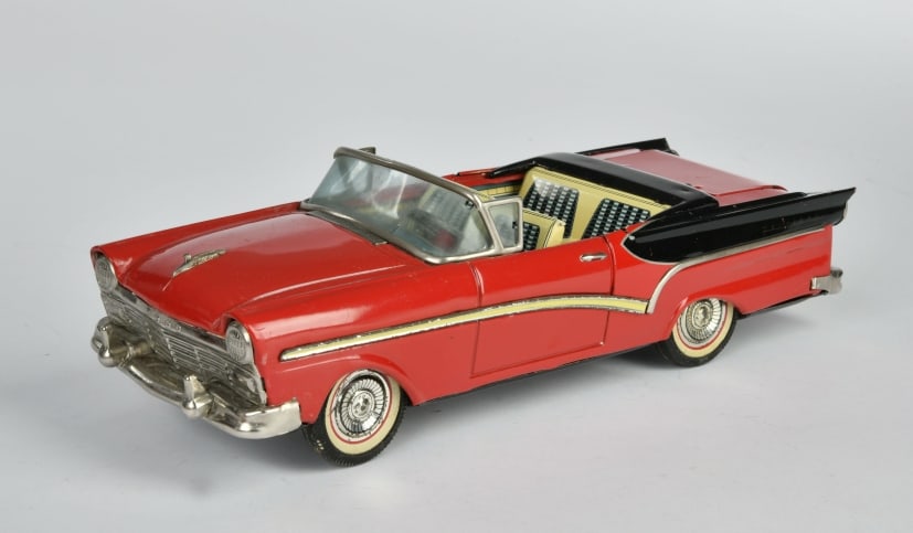 Bandai, Ford 1957 Cabriolet (1 of 1)