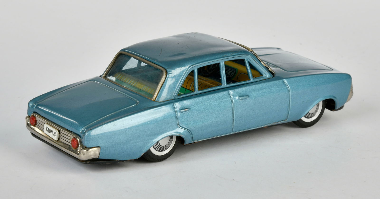 Bandai, Ford Taunus (1 of 1)