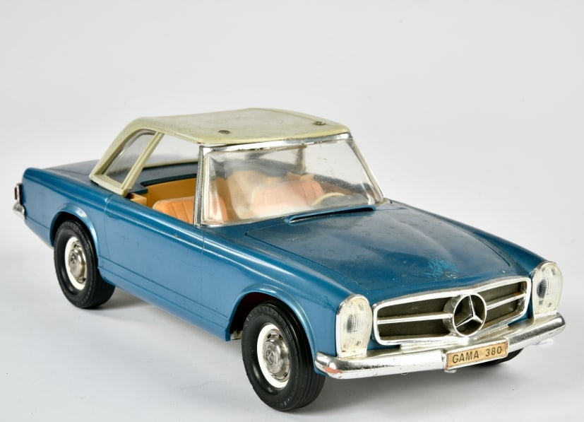 Gama, Mercedes 230 SL: Gama, Mercedes 230 SL, W.-Germany, 31 cm, Blechboden, Kst, Friktion ok, LM, Z 2-3