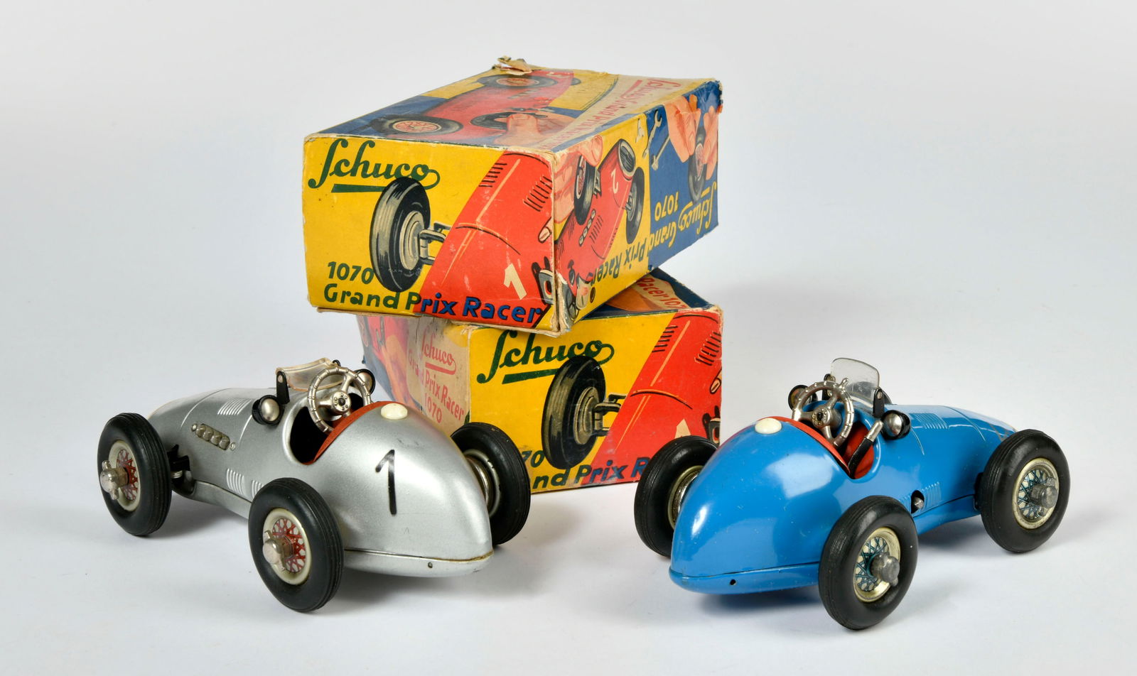 Schuco, 2x Grand Prix Racer 1070 (1 of 1)