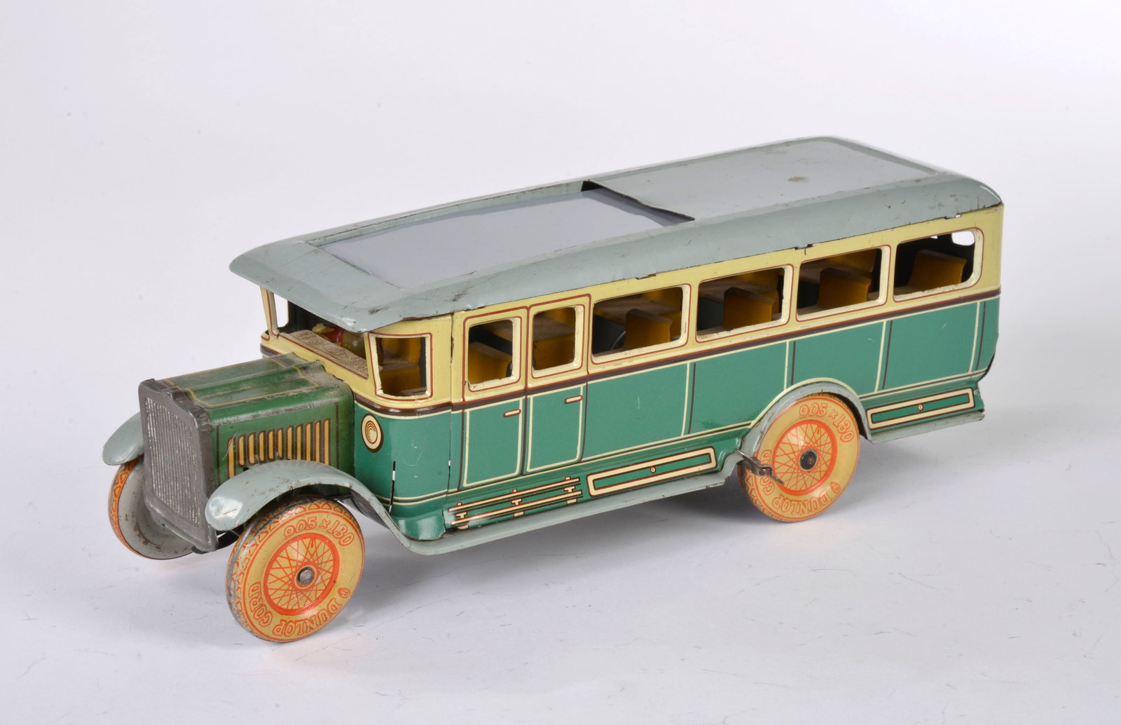 Tippco, Bus (1 of 2)