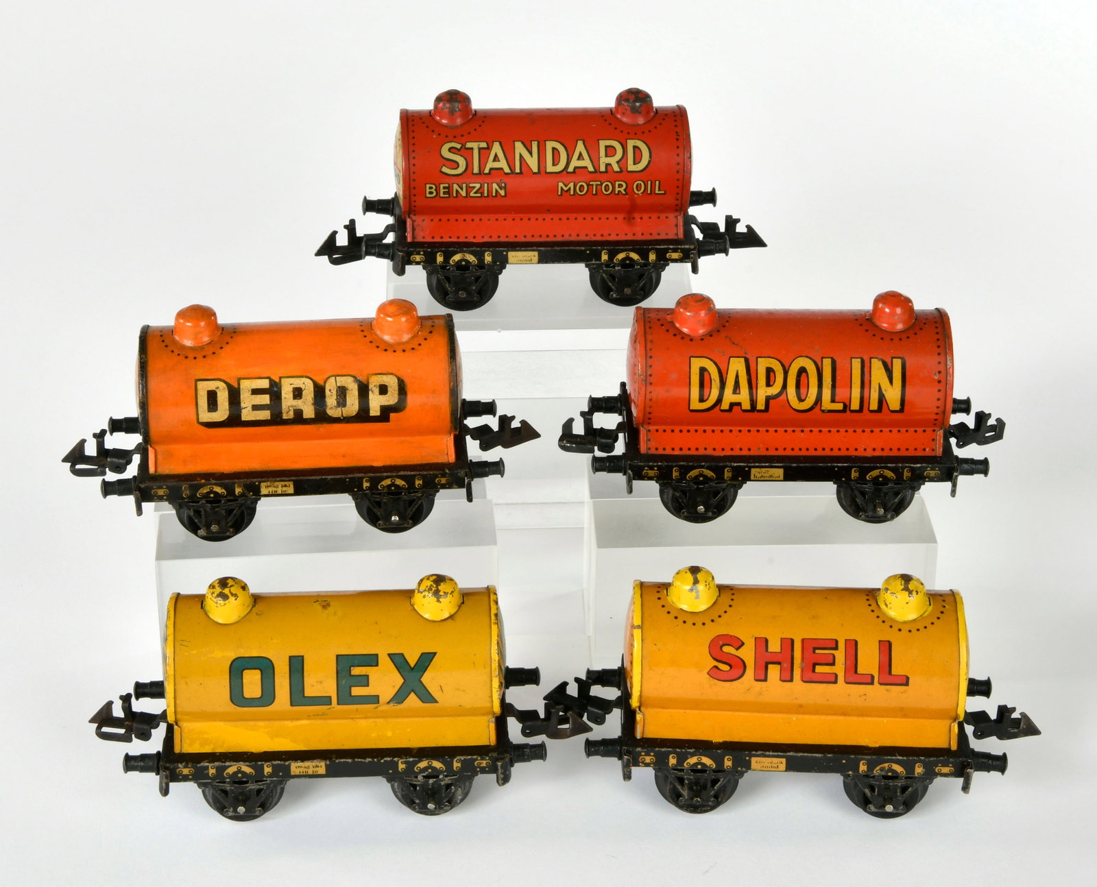 Bing, 5 Kesselwagen: Bing, 5 tank wagons, gauge 0, 14 cm, paint d., C 2-3