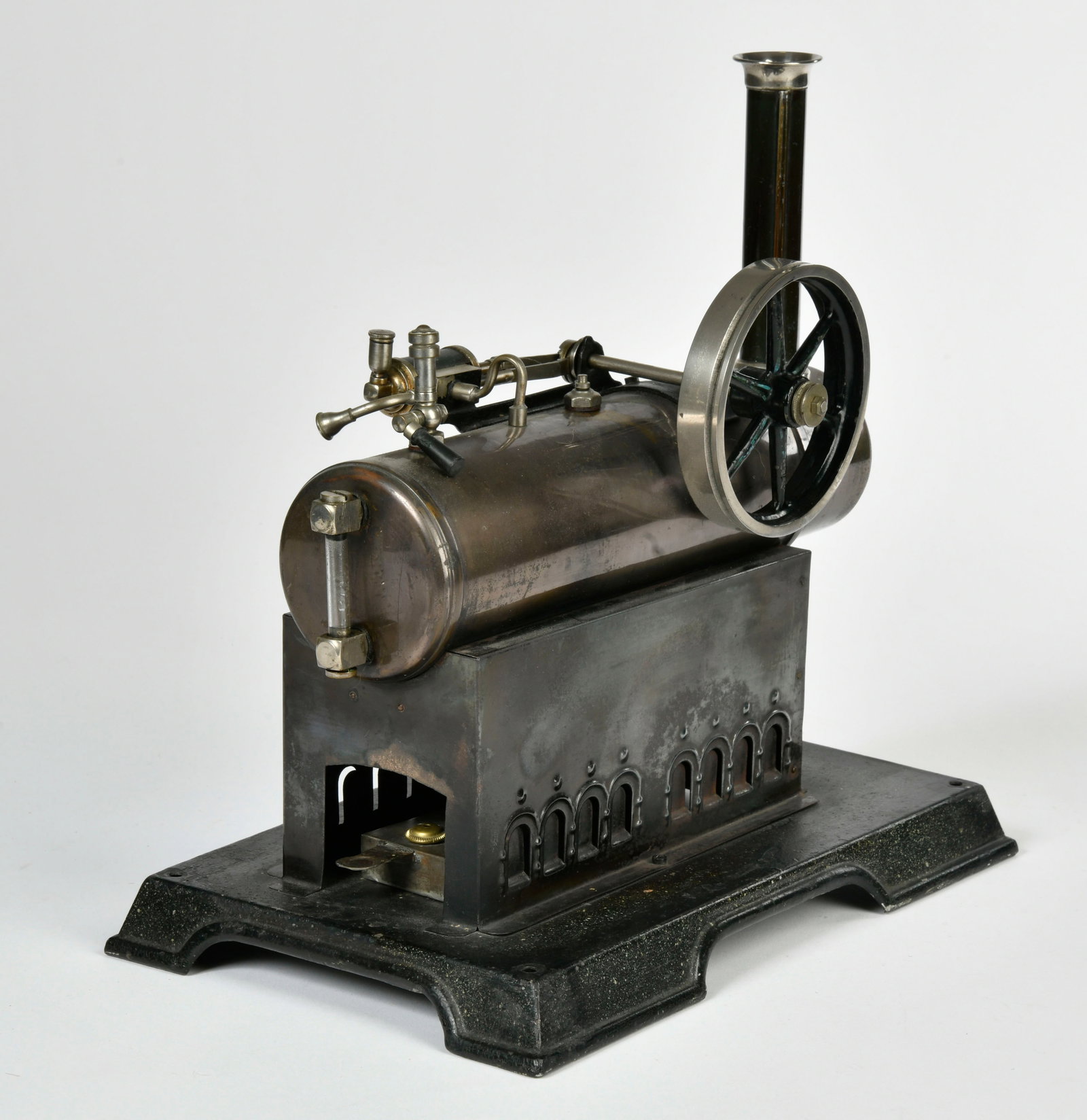 Marklin, Stationares Lokomobil: Marklin, stationary locomobile, Germany pw, 30 cm, with burner, bottom plate part. refinished, C 2
