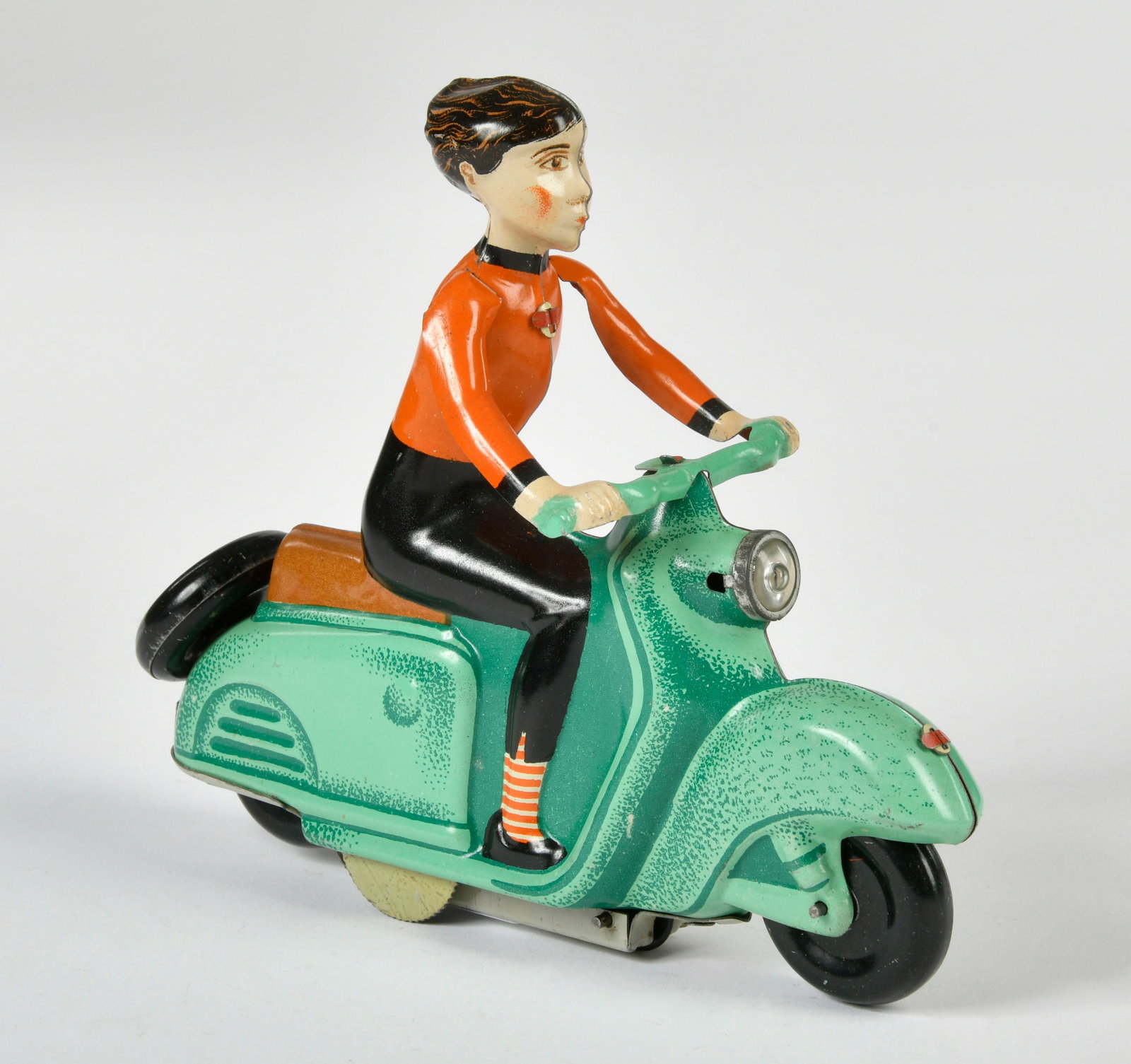 MS Brandenburg, Madchen auf Roller: MS Brandenburg, Madchen auf Roller, DDR, 17 cm, Blech, UW ok, Z 1-