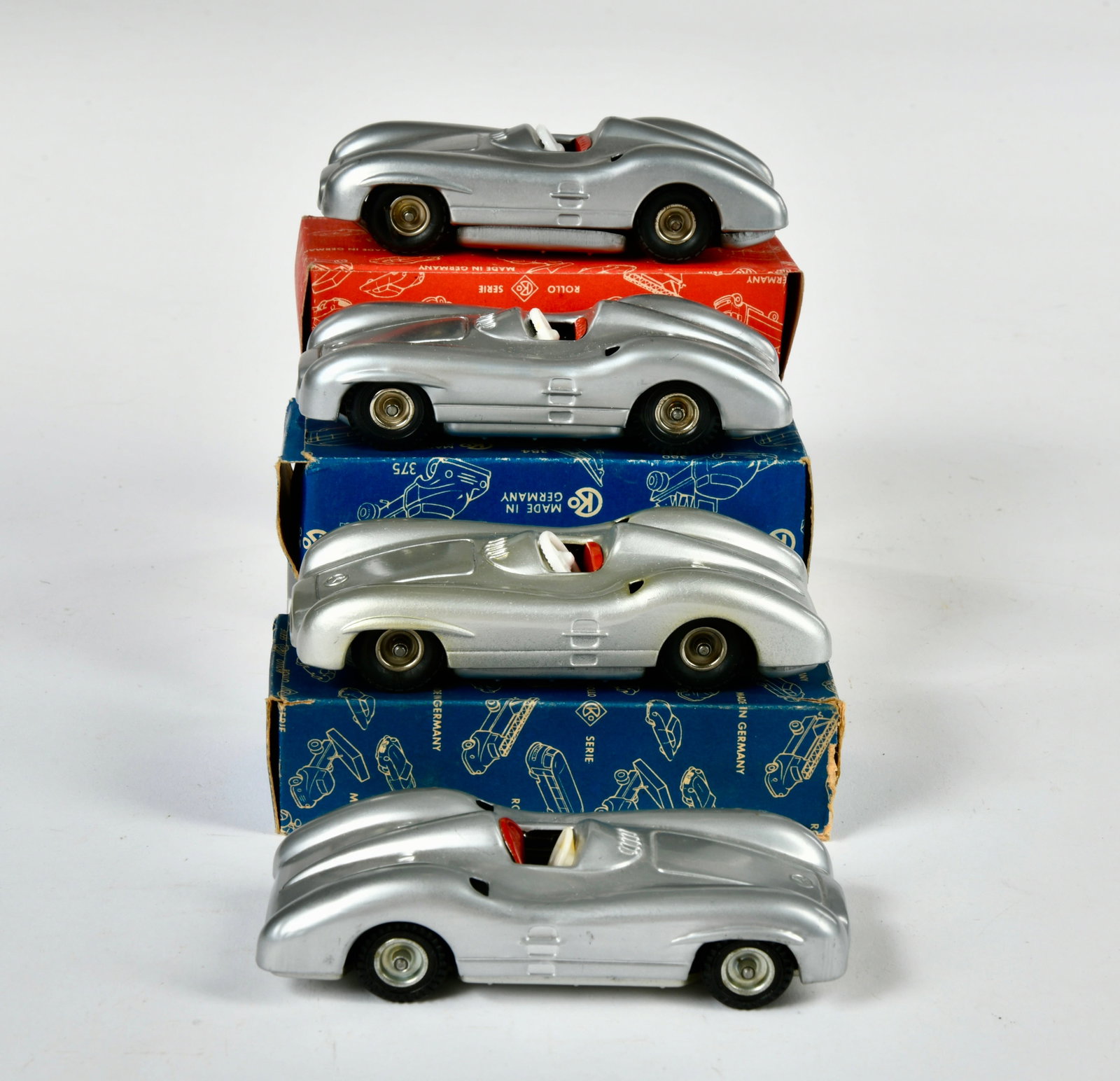 CKO Kellermann, 4x Mercedes Benz Silberpfeil Rennwagen 383: CKO Kellermann, 4x Mercedes Benz Silberpfeil Rennwagen 383, W.-Germany, Friktion ok, 3x Okt, meist Z 1