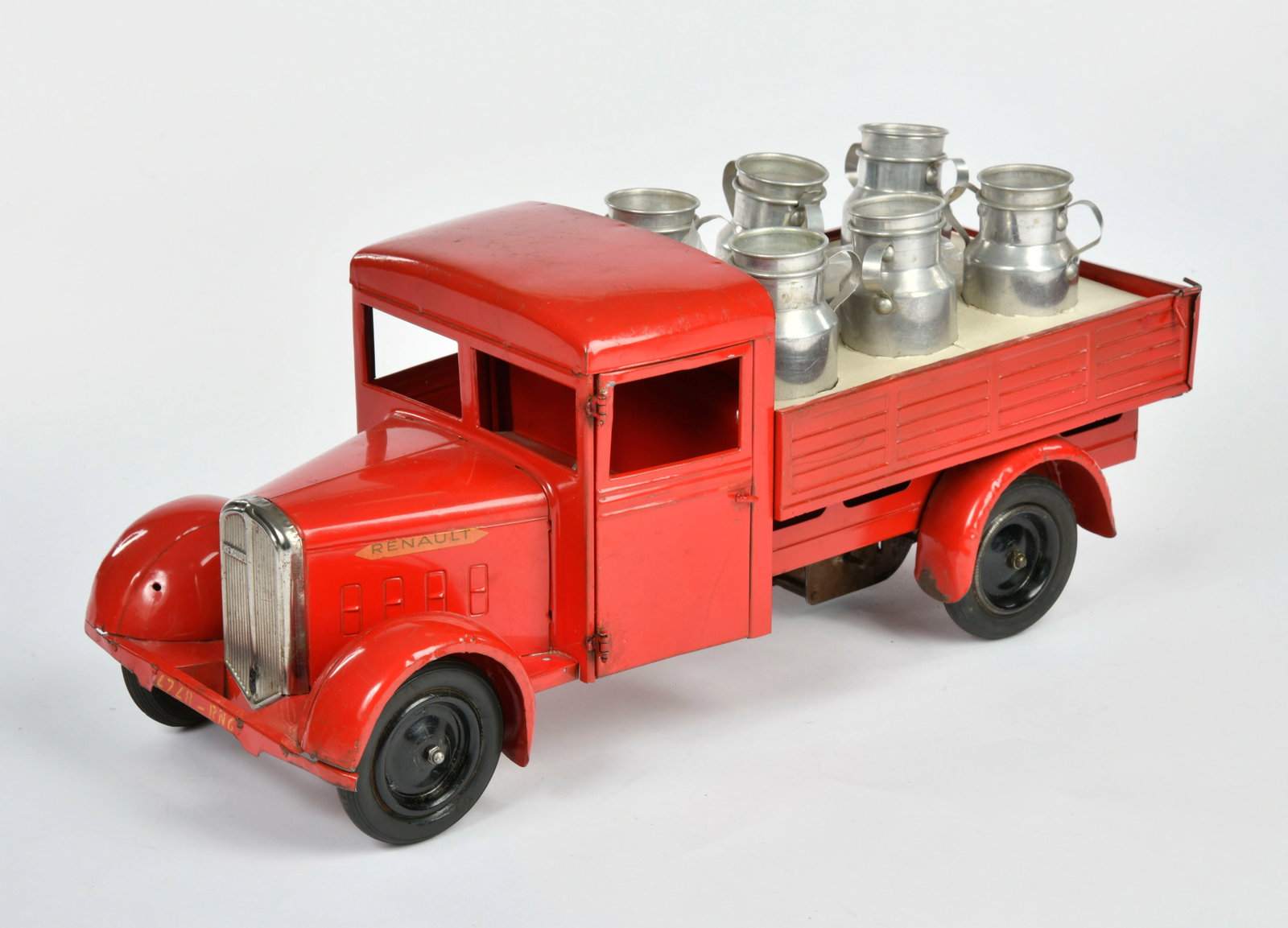 CIJ, Renault Lieferwagen mit Milchkannen (1 of 3)