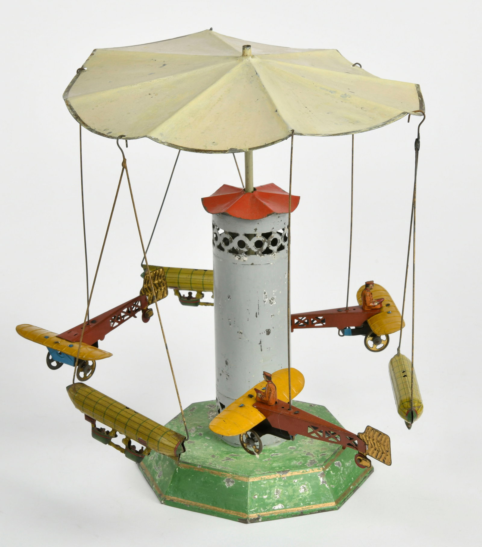 Karussell mit Penny Toy Flugzeugen und Zeppelinen: Karussell mit Penny Toy Flugzeugen und Zeppelinen, Germany VK, 32 cm hoch, mit Kling Klang, UW ok, handlackiert, Penny Toys lithografiert, LM