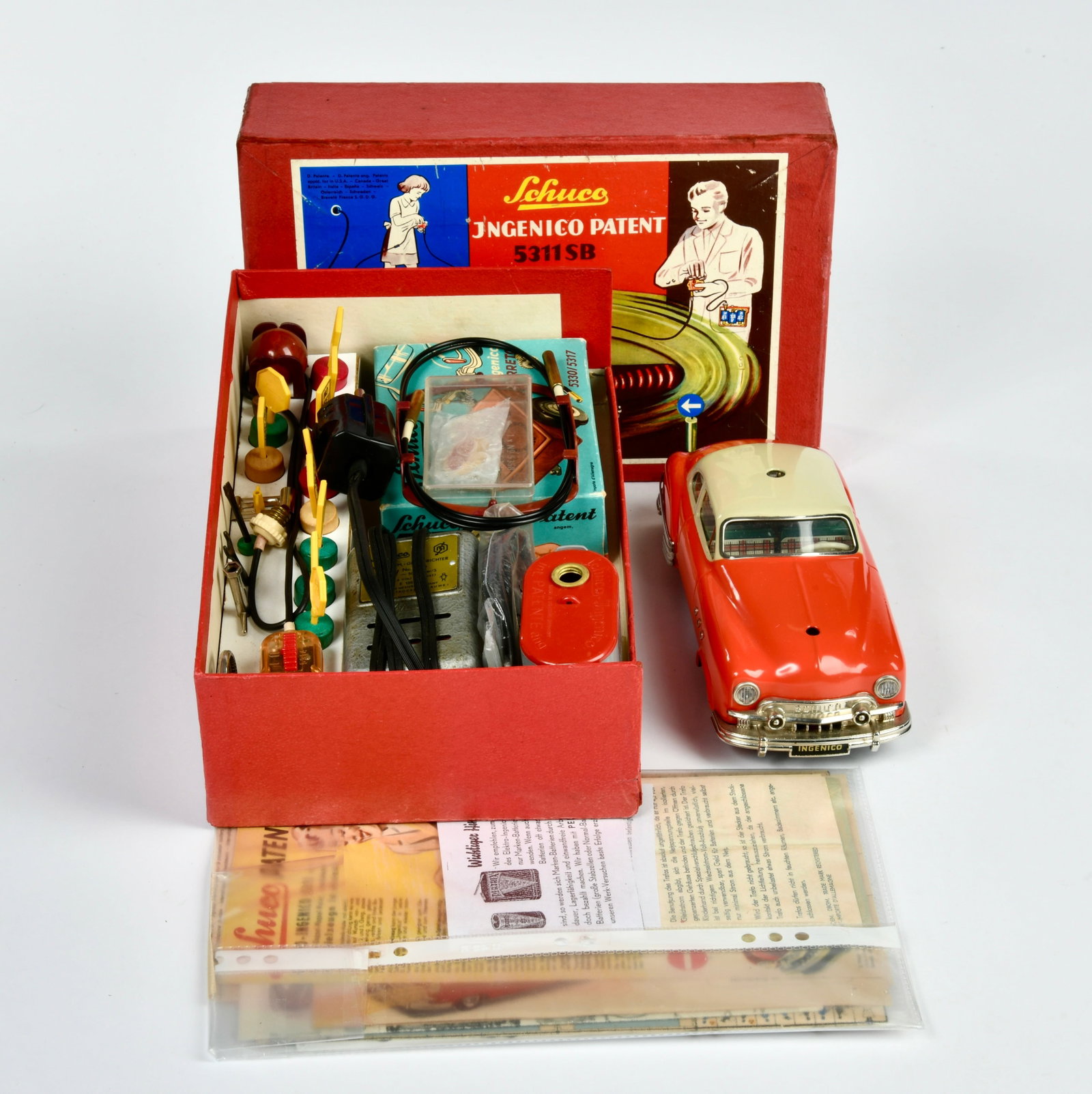 Schuco, Ingenico 5311 SB, mit diversem Zubehor: Schuco, Ingenico 5311 SB, mit diversem Zubehor, u.a., Okt, Caretto Anhanger, Trafo usw., Germany, Funktion ok, sehr schoner Originalzustand, Z 1-