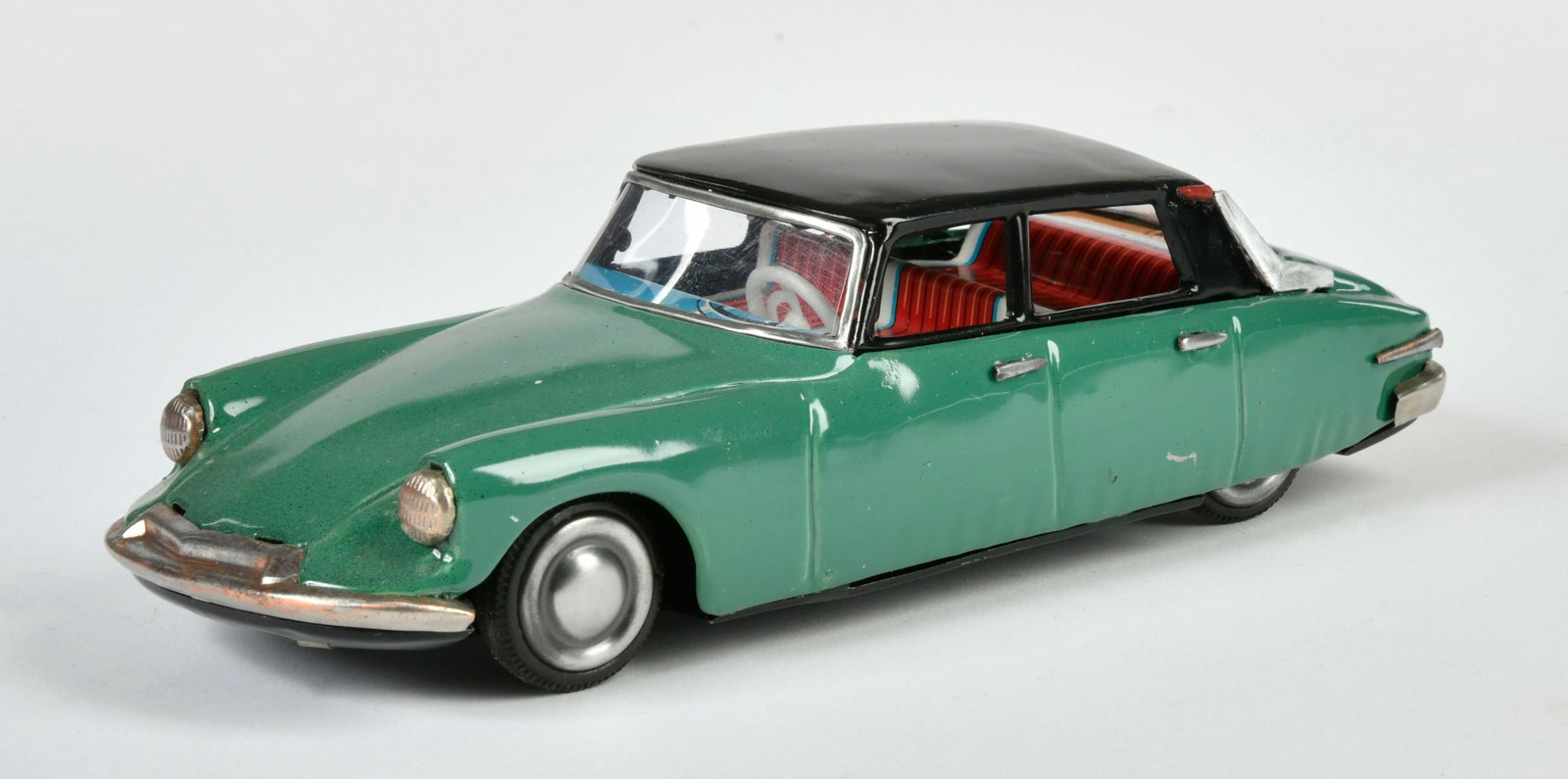 Bandai, Citroen DS 19 (1 of 2)