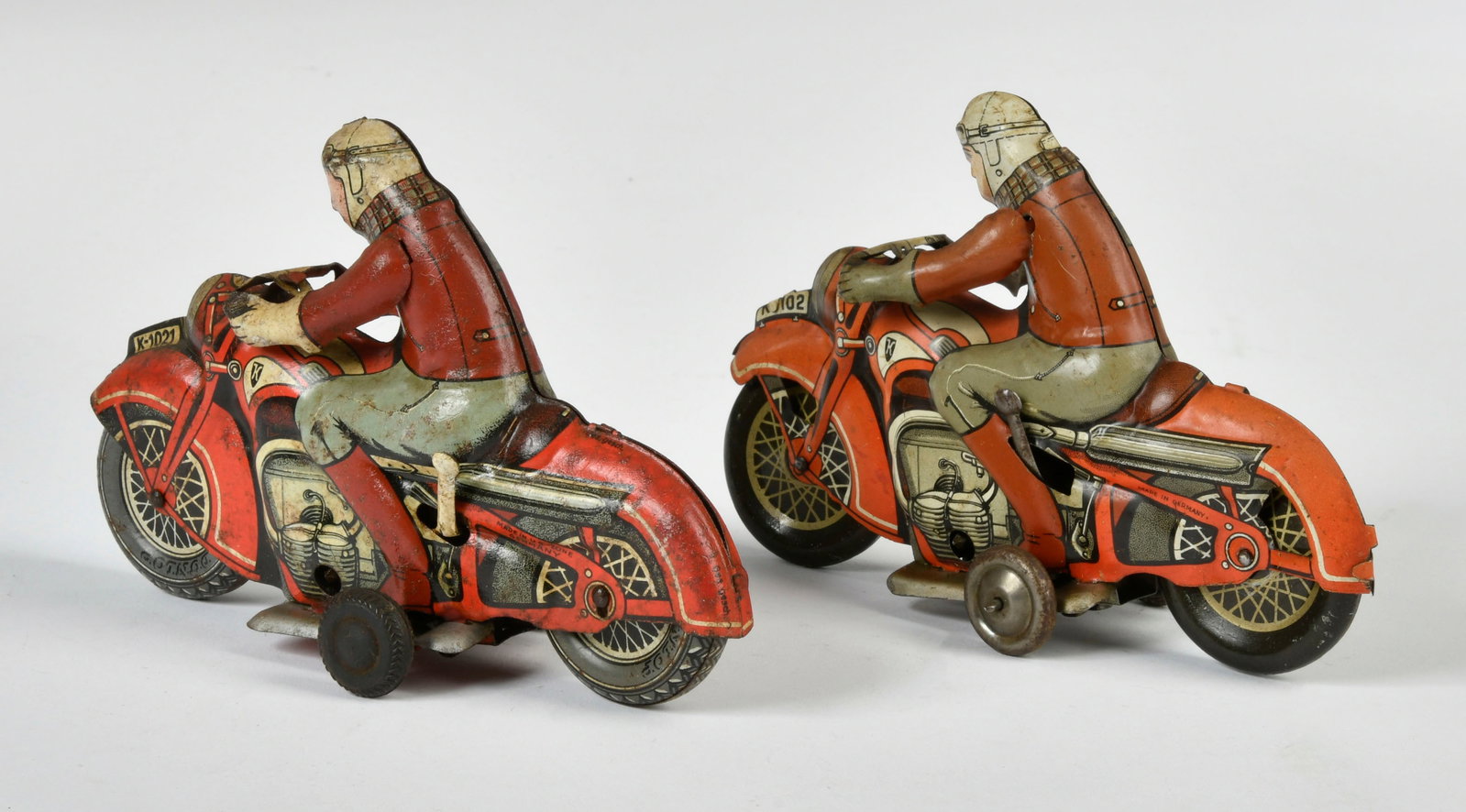 Huki, 2x Motorrad - 2