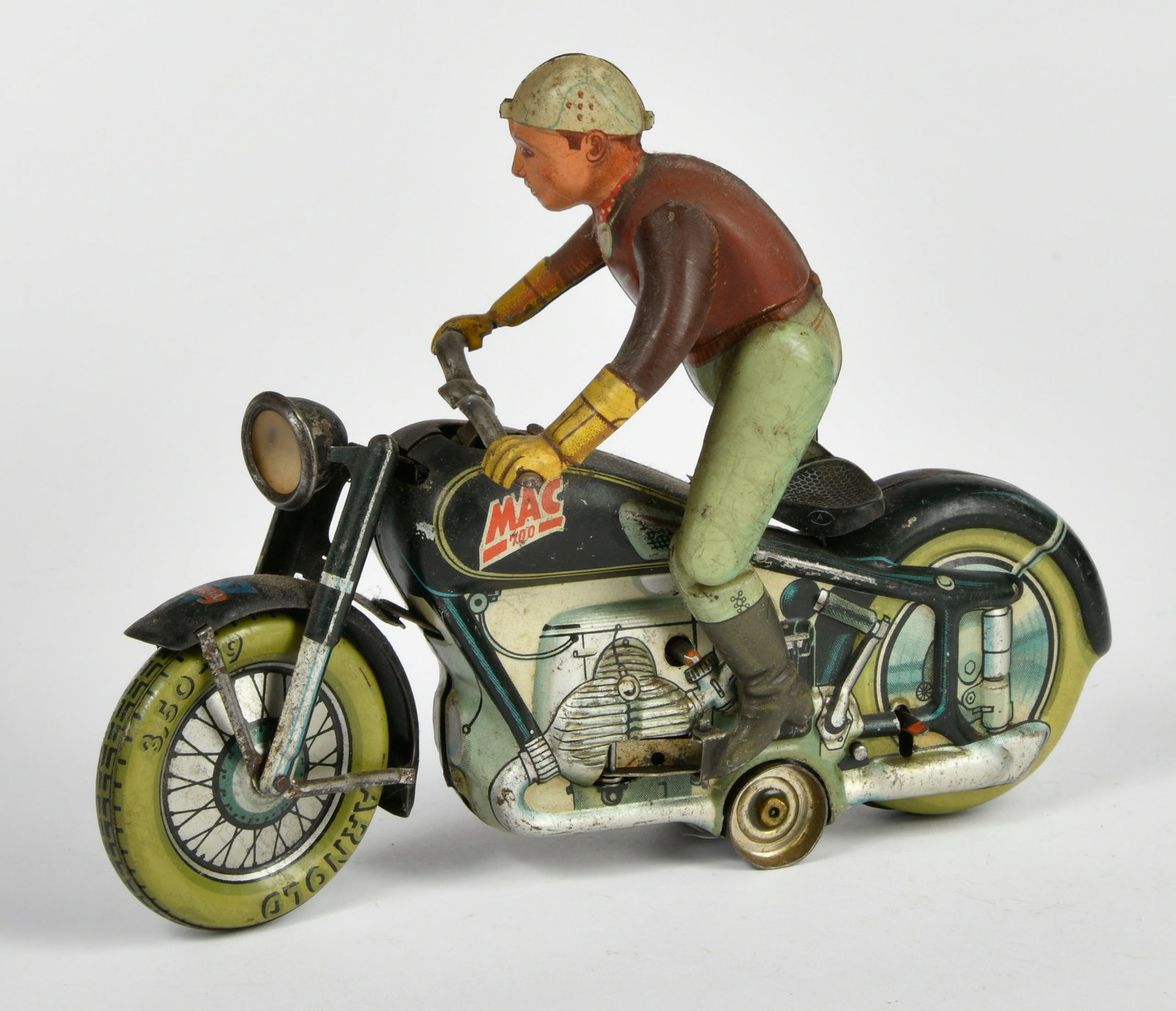 Arnold, Mac - 2